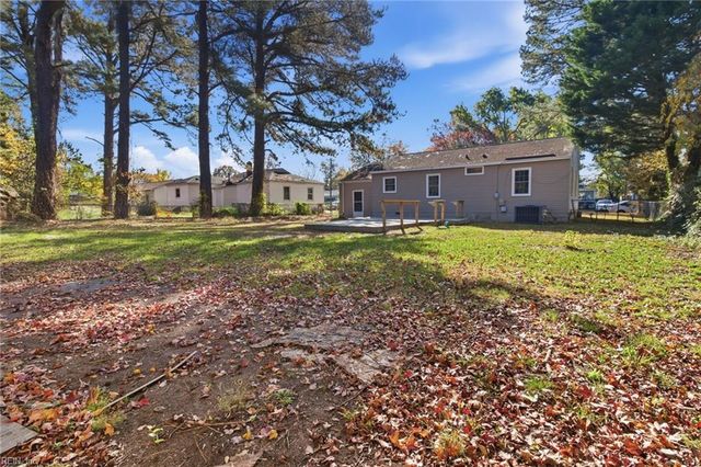 47 Bedford RD, Newport News, VA 23601