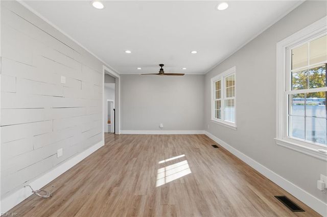 47 Bedford RD, Newport News, VA 23601