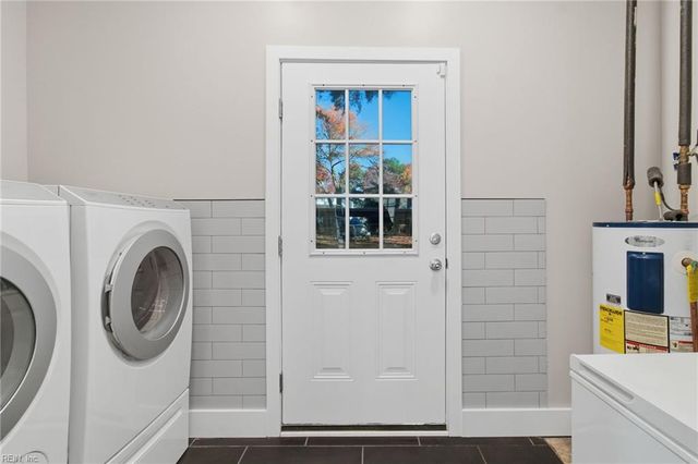 47 Bedford RD, Newport News, VA 23601