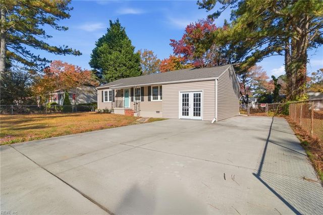 47 Bedford RD, Newport News, VA 23601