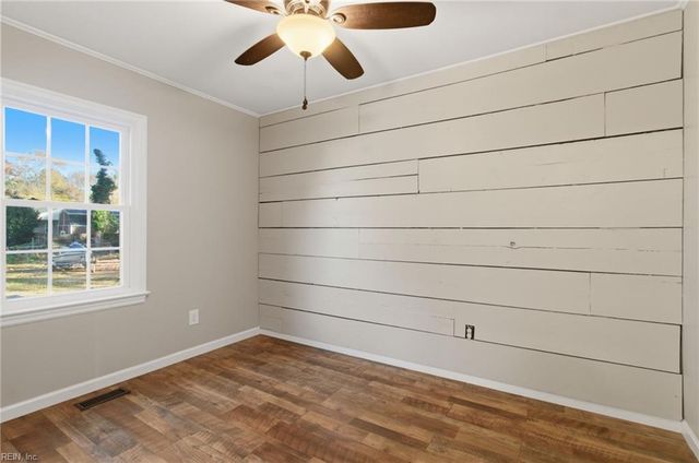 47 Bedford RD, Newport News, VA 23601