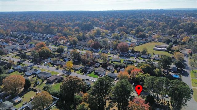 47 Bedford RD, Newport News, VA 23601