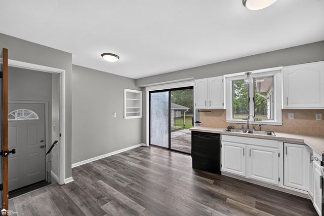5286 Roberts Drive, Genesee Twp, MI 48506