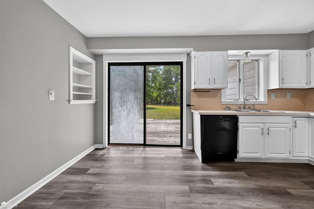 5286 Roberts Drive, Genesee Twp, MI 48506