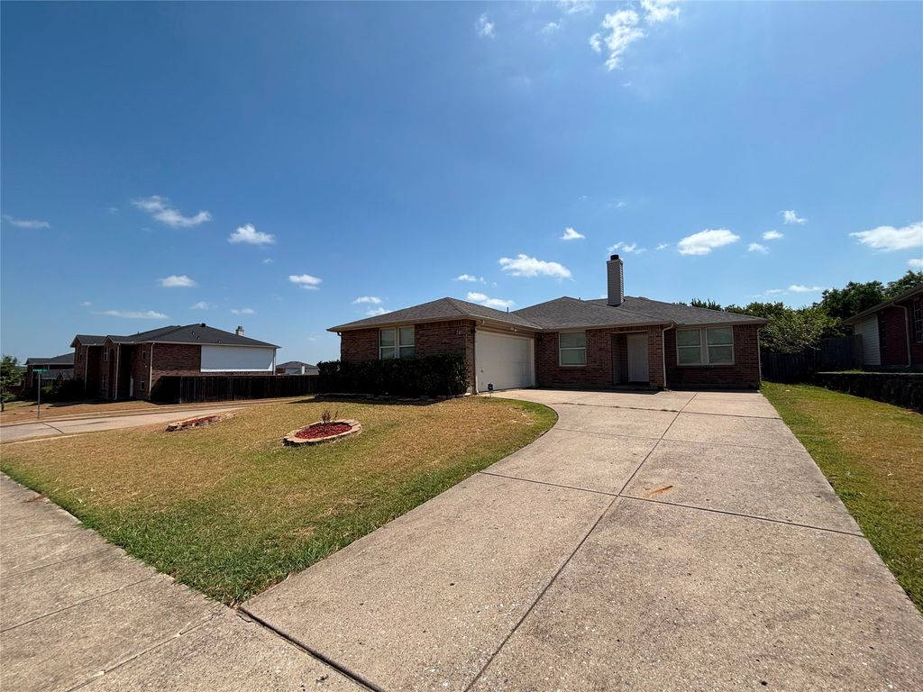 2733 Ingram Circle, Mesquite, TX 75181