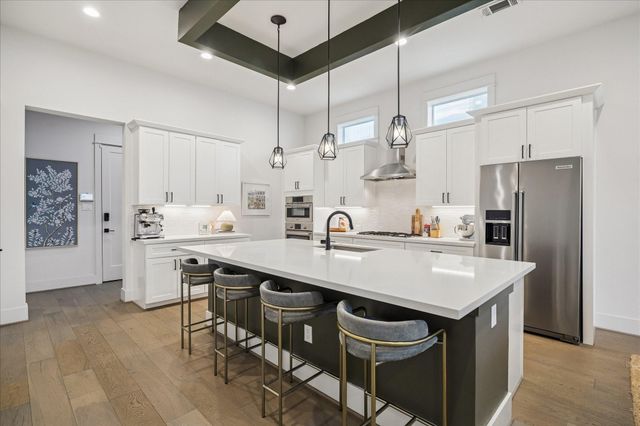 1311 Laird Street, Houston, TX 77008