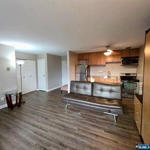 199 Bergen Turnpike 3D, Ridgefield Park, NJ 07660