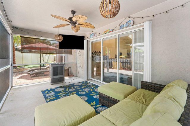 12842 Meadowbend Drive, Wellington, FL 33414