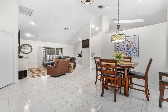 12842 Meadowbend Drive, Wellington, FL 33414