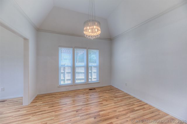 9215 S Erie Avenue, Tulsa, OK 74137