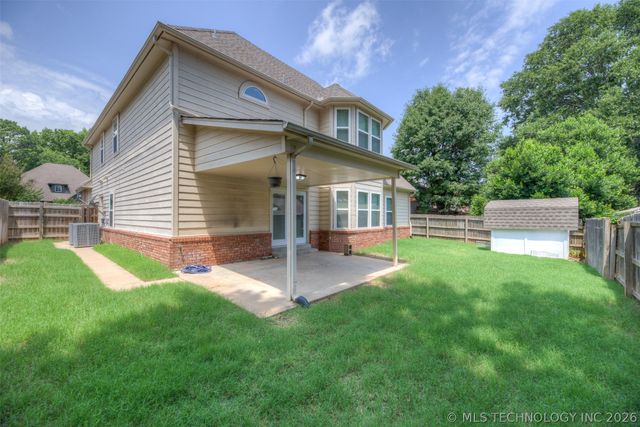 9215 S Erie Avenue, Tulsa, OK 74137