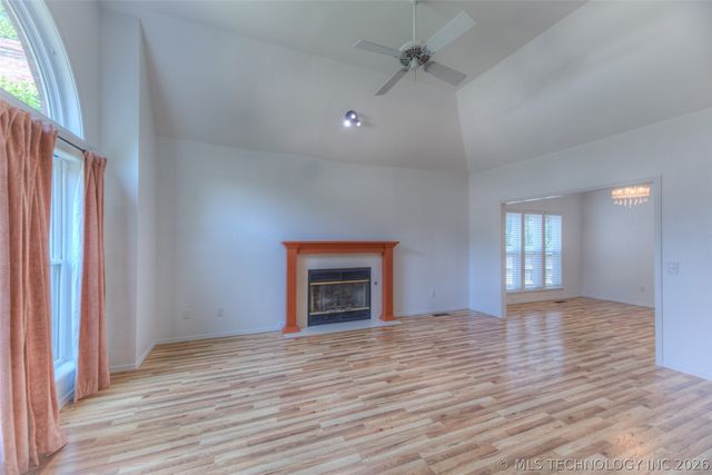 9215 S Erie Avenue, Tulsa, OK 74137