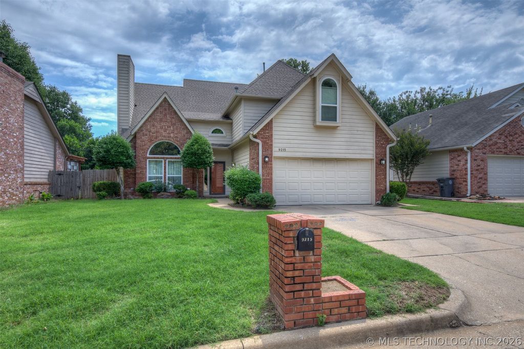 9215 S Erie Avenue, Tulsa, OK 74137