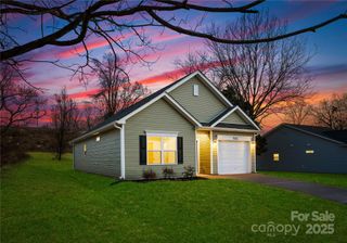 1707 Warren Avenue, Gastonia, NC 28054