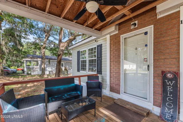 122 Bonaire Circle, Beaufort, SC 29906