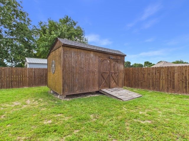 6080 Sunrise Court, Athens, TX 75752