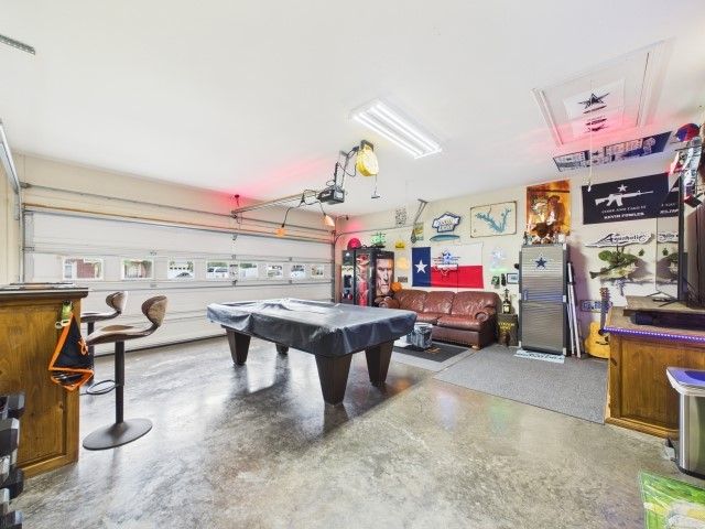 6080 Sunrise Court, Athens, TX 75752