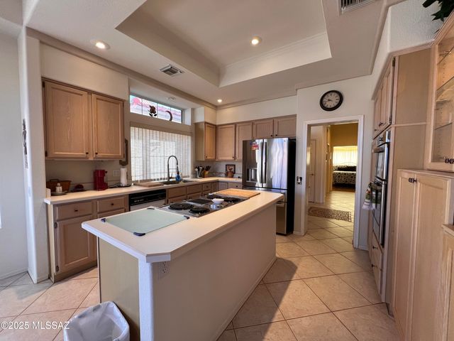 1851 E Lone Rider Way, Oro Valley, AZ 85737