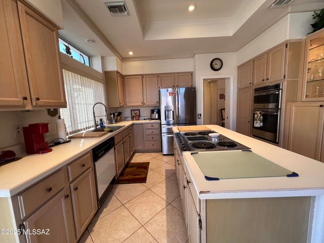 1851 E Lone Rider Way, Oro Valley, AZ 85737