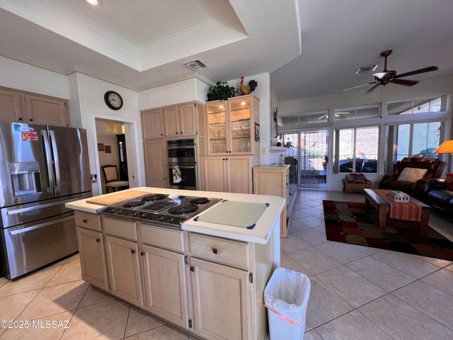 1851 E Lone Rider Way, Oro Valley, AZ 85737