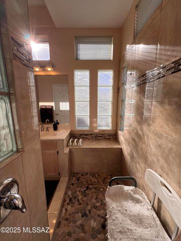 1851 E Lone Rider Way, Oro Valley, AZ 85737