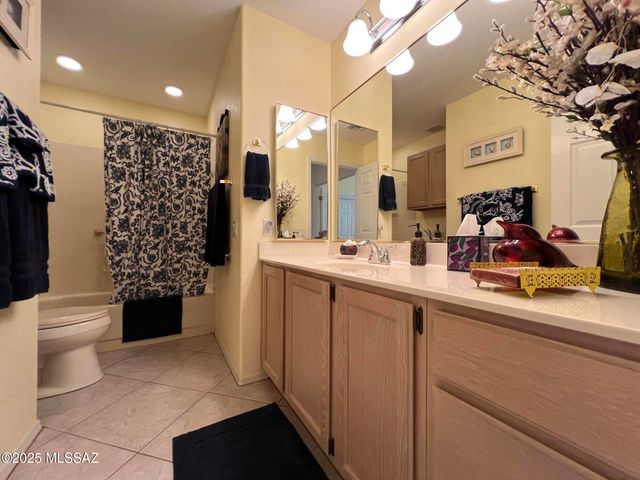 1851 E Lone Rider Way, Oro Valley, AZ 85737