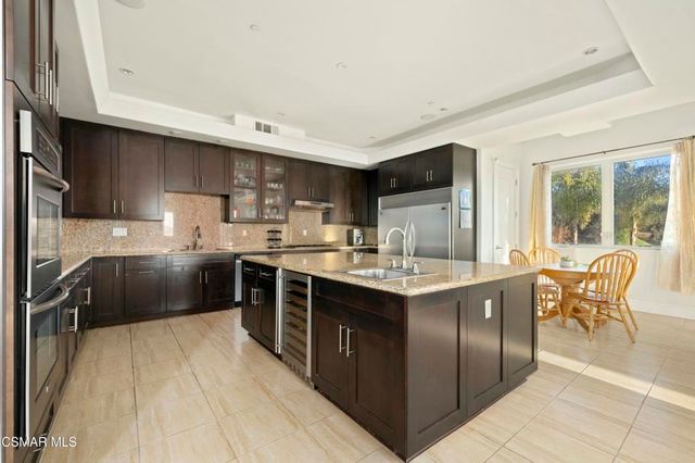 22442 Sueno Road, Woodland Hills, CA 91364