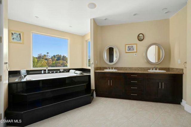 22442 Sueno Road, Woodland Hills, CA 91364