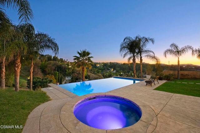 22442 Sueno Road, Woodland Hills, CA 91364