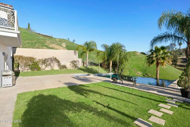 22442 Sueno Road, Woodland Hills, CA 91364