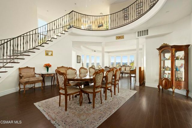22442 Sueno Road, Woodland Hills, CA 91364
