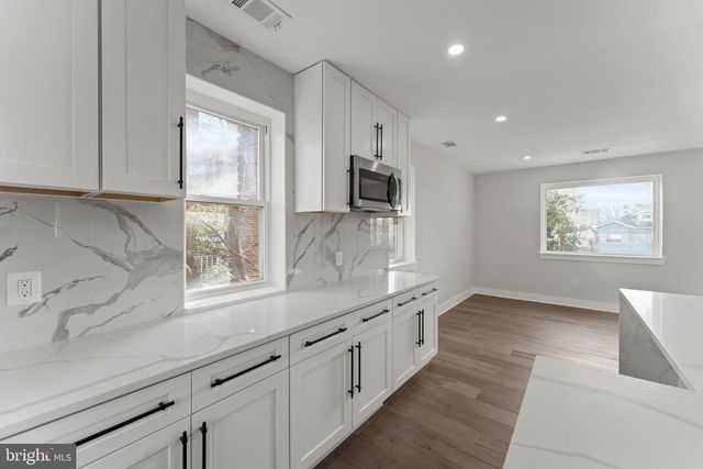 33 NICHOLSON ST NW, Washington, DC 20011