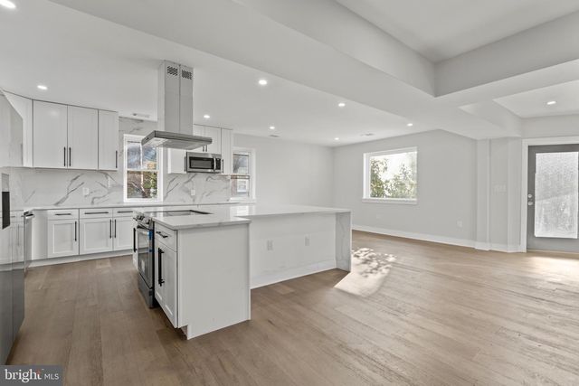 33 NICHOLSON ST NW, Washington, DC 20011