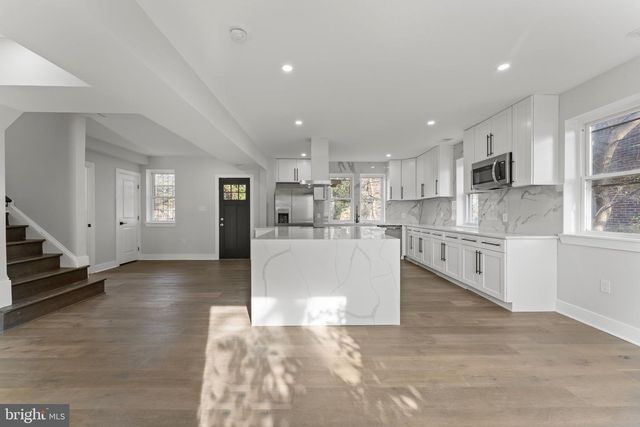 33 NICHOLSON ST NW, Washington, DC 20011