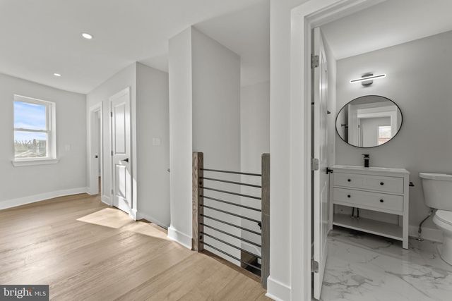 33 NICHOLSON ST NW, Washington, DC 20011