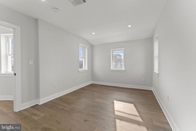 33 NICHOLSON ST NW, Washington, DC 20011