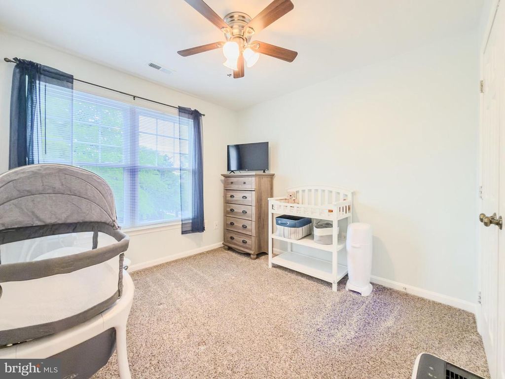 Image 24 of property listing at 406 BLOSSOM LN, Frederick, MD 21701