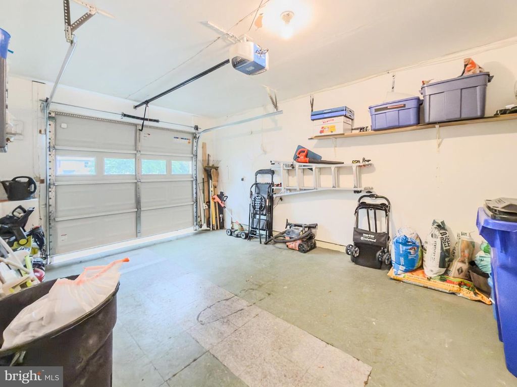 Image 31 of property listing at 406 BLOSSOM LN, Frederick, MD 21701