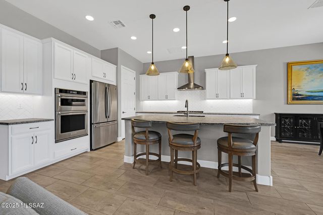 13385 N Cape Marigold Drive, Oro Valley, AZ 85755