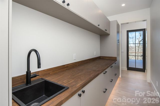 1882 Connestee Trail, Brevard, NC 28712