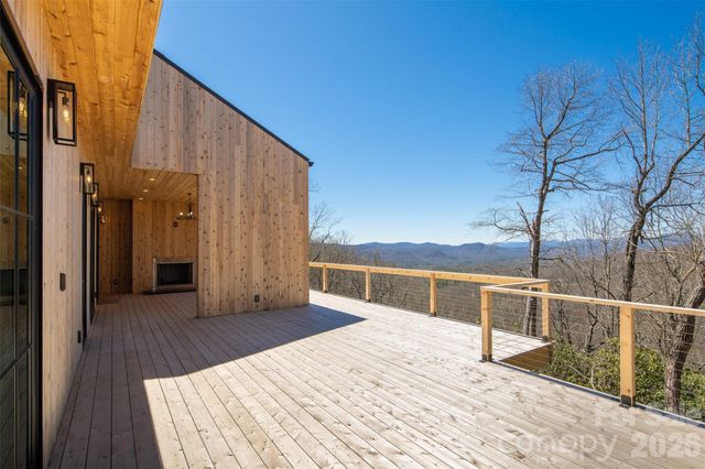 1882 Connestee Trail, Brevard, NC 28712