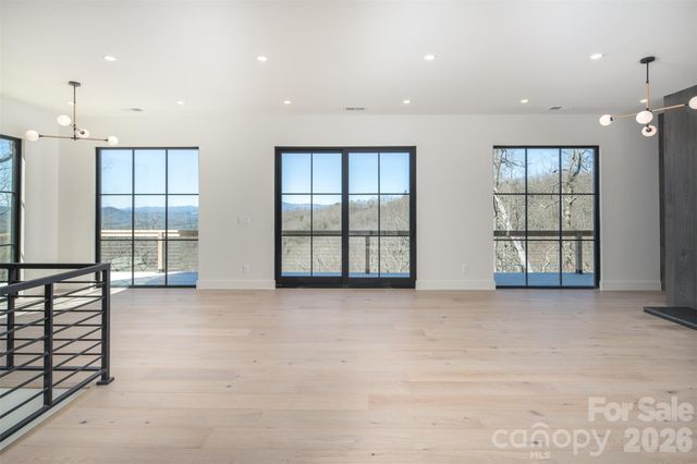 1882 Connestee Trail, Brevard, NC 28712
