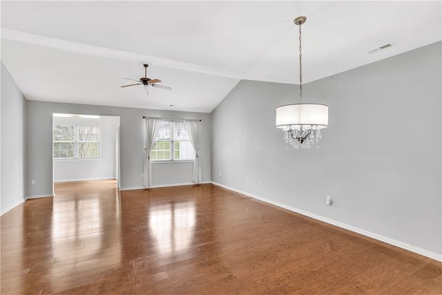 254 Patriot Ln, Economy, PA 15042