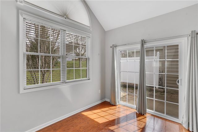 254 Patriot Ln, Economy, PA 15042