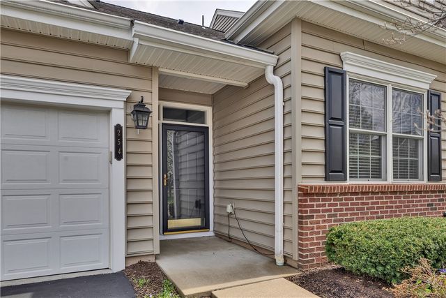 254 Patriot Ln, Economy, PA 15042