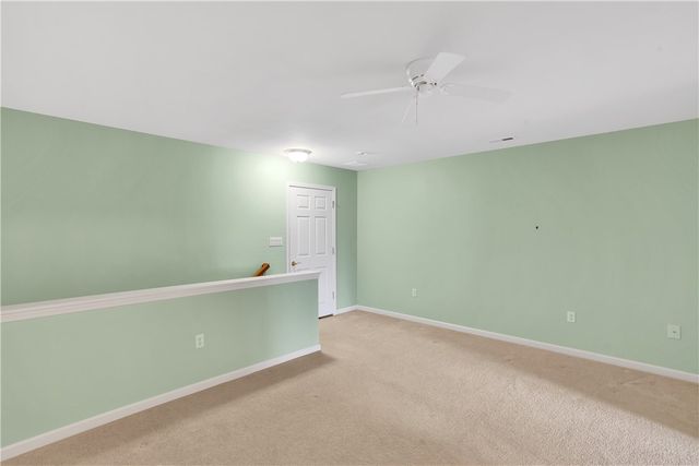 254 Patriot Ln, Economy, PA 15042