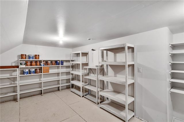 254 Patriot Ln, Economy, PA 15042