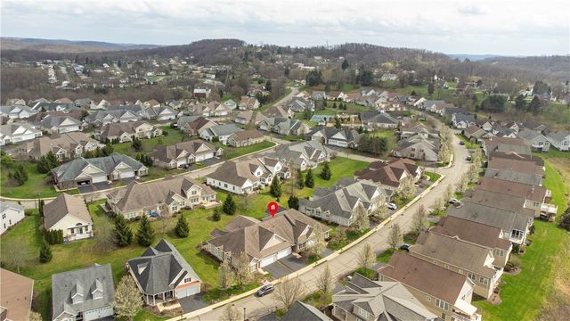 254 Patriot Ln, Economy, PA 15042