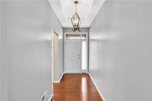 254 Patriot Ln, Economy, PA 15042