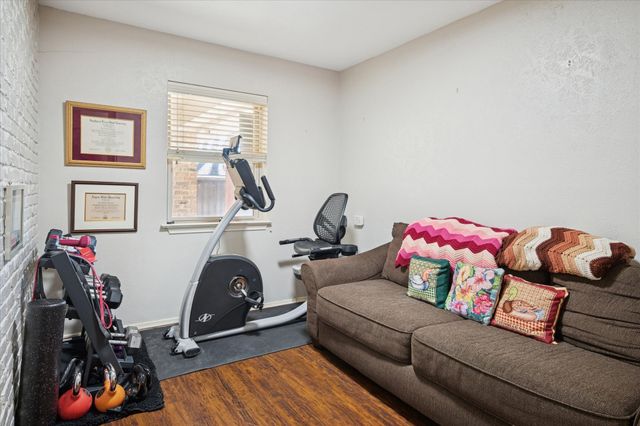 10117 Coveridge Drive, Dallas, TX 75238